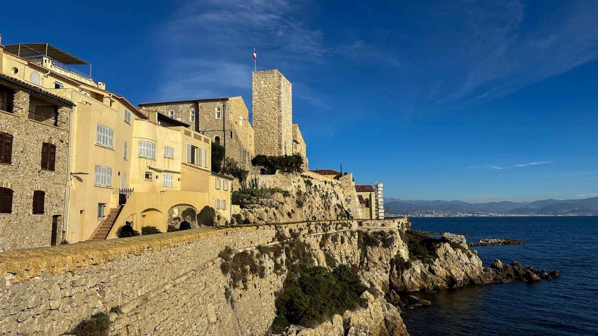 Casalionelantibes 70 Sqm Apartment With Garden And Parking Exterior foto